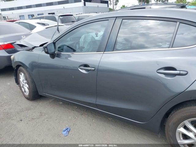 44997123 :رقم المزاد ، JM1BM1X70G1318937 vin ، 2016 Mazda Mazda3 I Grand Touring مزاد بيع