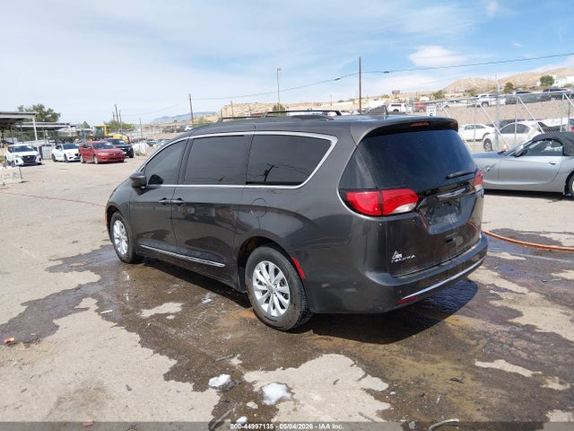 Chrysler Pacifica Touring-l 2017 2C4RC1BG0HR835466 Image 3