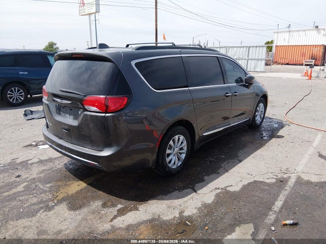 Chrysler Pacifica Touring-l 2017 2C4RC1BG0HR835466 Image 4