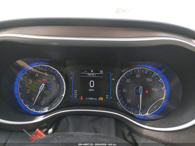 Chrysler Pacifica Touring-l 2017 2C4RC1BG0HR835466 Image 7