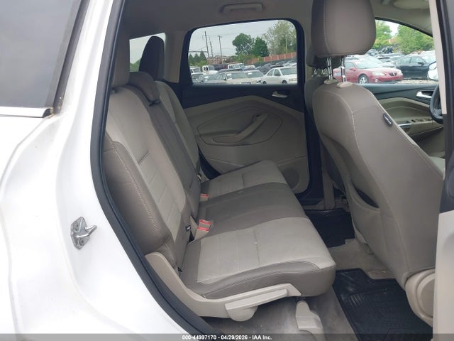 1FMCU0GX1EUB85739 Ford ESCAPE SE