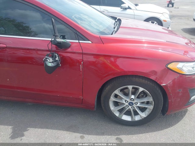 3FA6P0HDXKR133824 Ford FUSION SE