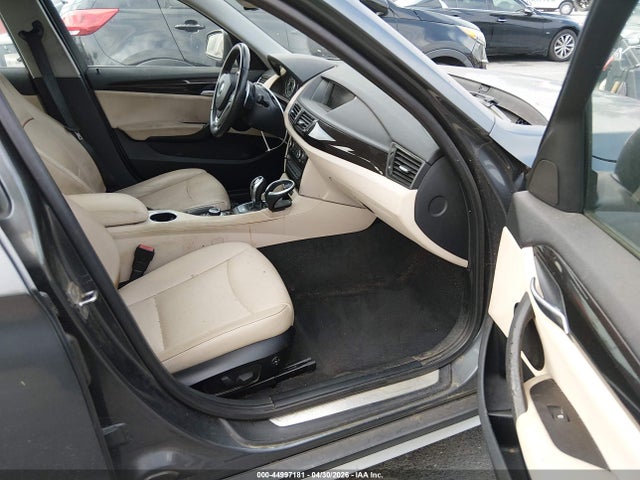 WBAVL1C55EVY20639 BMW X1 Xdrive28i
