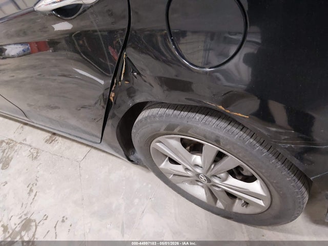 2014 Hyundai Elantra Limited მანქანა იყიდება აუქციონზე, vin: 5NPDH4AE4EH508798, აუქციონის ნომერი: 44997183
