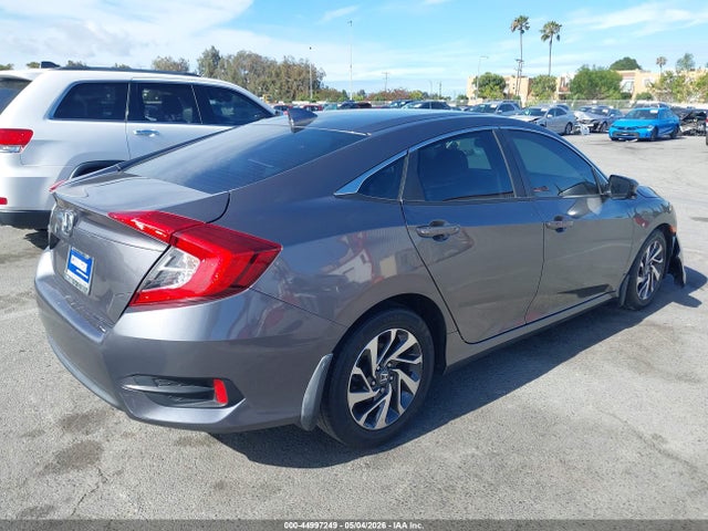 Honda CIVIC EX 2017 2HGFC2F74HH559478 Image 4