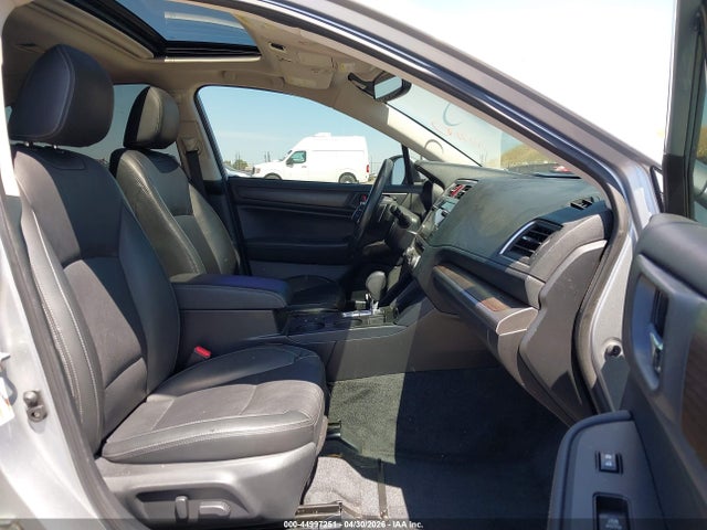 2015 Subaru Legacy 3.6r Limited მანქანა იყიდება აუქციონზე, vin: 4S3BNEN60F3022172, აუქციონის ნომერი: 44997251