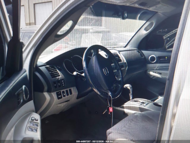 2006 Toyota Tacoma Base V6 მანქანა იყიდება აუქციონზე, vin: 5TELU42NX6Z314877, აუქციონის ნომერი: 44997257