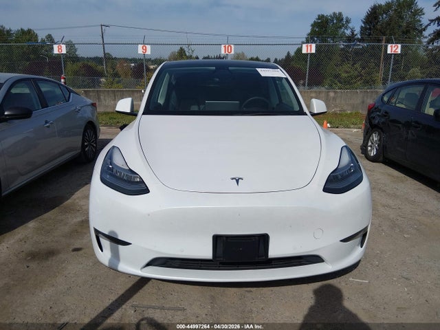 2021 Tesla Model Y Long Range Dual Motor All-wheel Drive მანქანა იყიდება აუქციონზე, vin: 5YJYGDEE8MF301262, აუქციონის ნომერი: 44997264