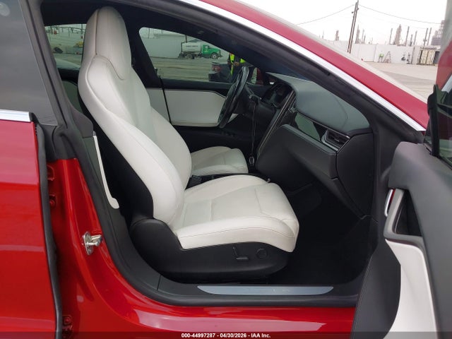 44997287 :رقم المزاد ، 5YJSA1E41LF350623 vin ، 2020 Tesla Model S Performance Dual Motor All-wheel Drive مزاد بيع