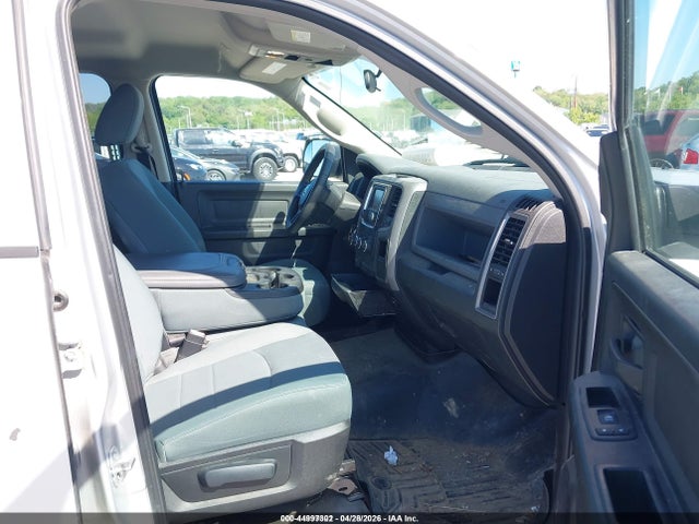 Продажа на аукционе авто 2017 Ram 1500 Tradesman  4x2 6'4 Box, vin: 1C6RR6FG4HS614822, номер лота: 44997302