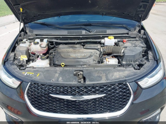 2023 Chrysler Pacifica Hybrid Touring L მანქანა იყიდება აუქციონზე, vin: 2C4RC1L75PR584201, აუქციონის ნომერი: 44997314