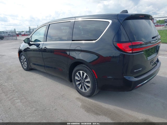 2023 Chrysler Pacifica Hybrid Touring L მანქანა იყიდება აუქციონზე, vin: 2C4RC1L75PR584201, აუქციონის ნომერი: 44997314