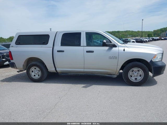 1C6RR7KG5HS599081 RAM 1500 Tradesman 4x4 5&#039;7 Box