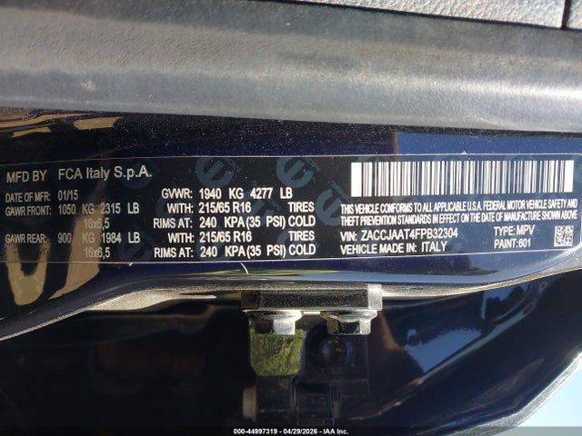 44997319 :رقم المزاد ، ZACCJAAT4FPB32304 vin ، 2015 Jeep Renegade Sport مزاد بيع