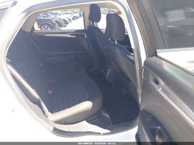 3FA6P0LU6LR264404 Ford Fusion Hybrid Se