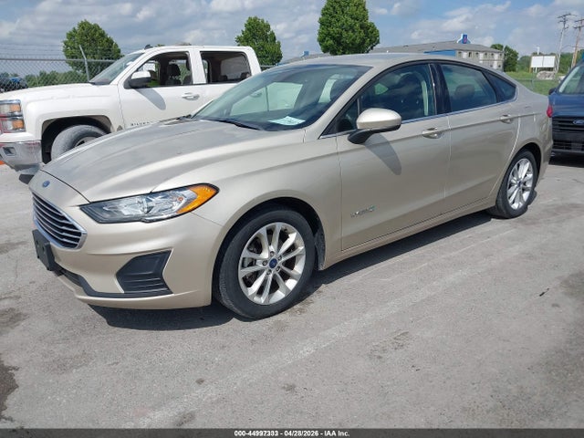 Ford Fusion Hybrid Se 2019 3FA6P0LU8KR211461 Image 2