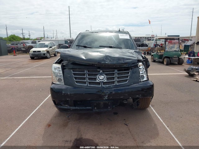 44997350 :رقم المزاد ، 1GYS3AEF6BR134801 vin ، 2011 Cadillac Escalade Standard مزاد بيع