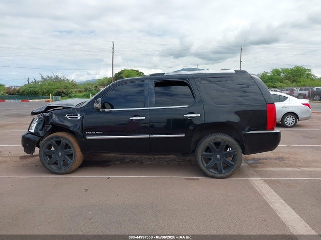 44997350 :رقم المزاد ، 1GYS3AEF6BR134801 vin ، 2011 Cadillac Escalade Standard مزاد بيع