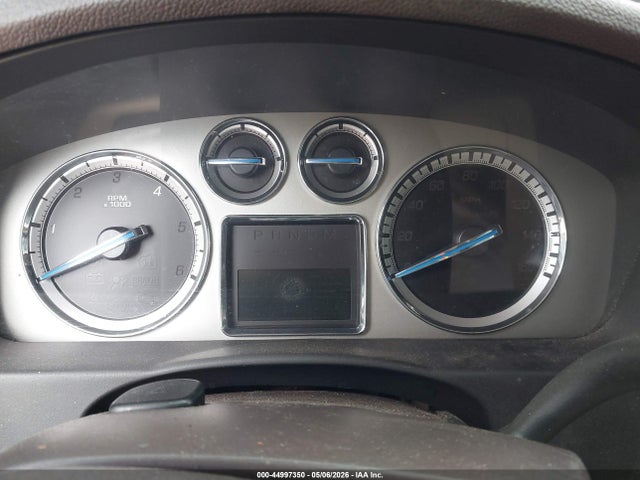 44997350 :رقم المزاد ، 1GYS3AEF6BR134801 vin ، 2011 Cadillac Escalade Standard مزاد بيع