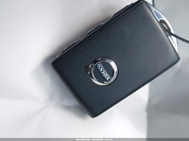 44997388 :رقم المزاد ، 7JRL12FK1RG324174 vin ، 2024 Volvo S60 B5 Core Dark Theme مزاد بيع