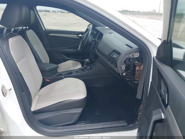 Volkswagen Jetta 2019 3VWC57BU5KM198417 Image 5