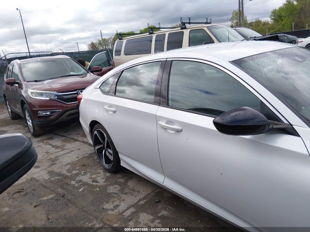 44997455 :رقم المزاد ، 1HGCV1F39NA032809 vin ، 2022 Honda Accord Sport مزاد بيع