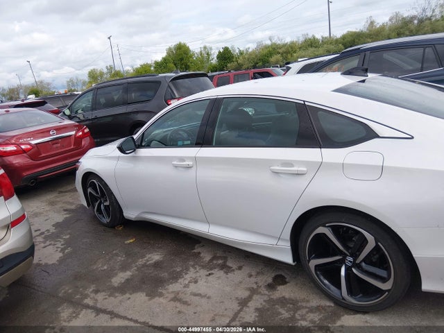 44997455 :رقم المزاد ، 1HGCV1F39NA032809 vin ، 2022 Honda Accord Sport مزاد بيع