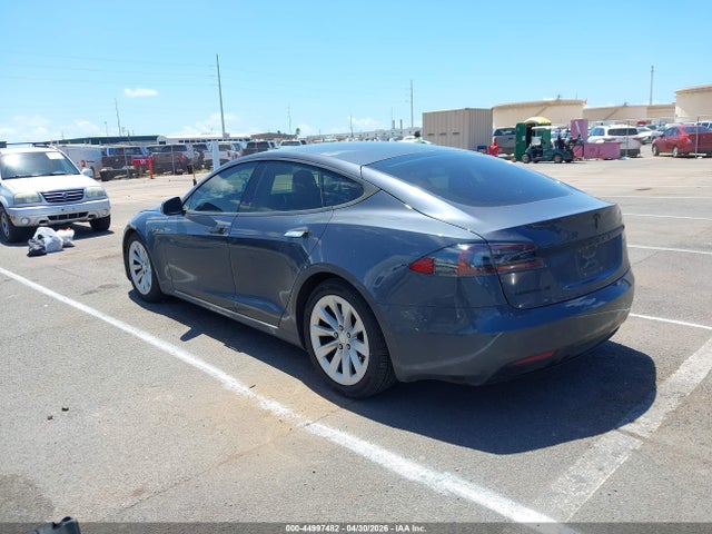 Tesla Model S 60d/70d/75d/85d/90d 2016 5YJSA1E23GF150895 Image 3