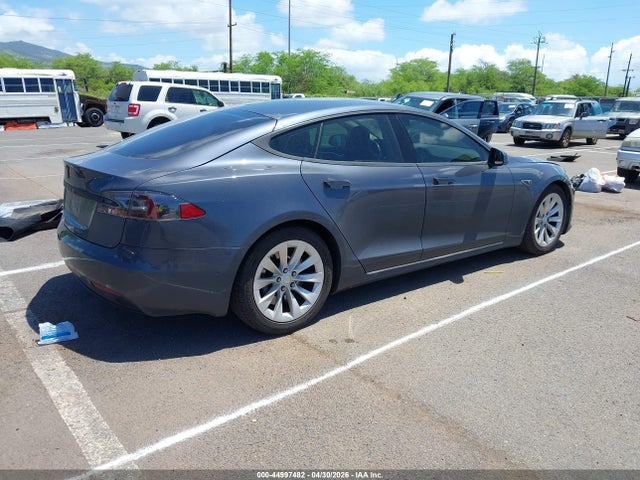 Tesla Model S 60d/70d/75d/85d/90d 2016 5YJSA1E23GF150895 Image 4