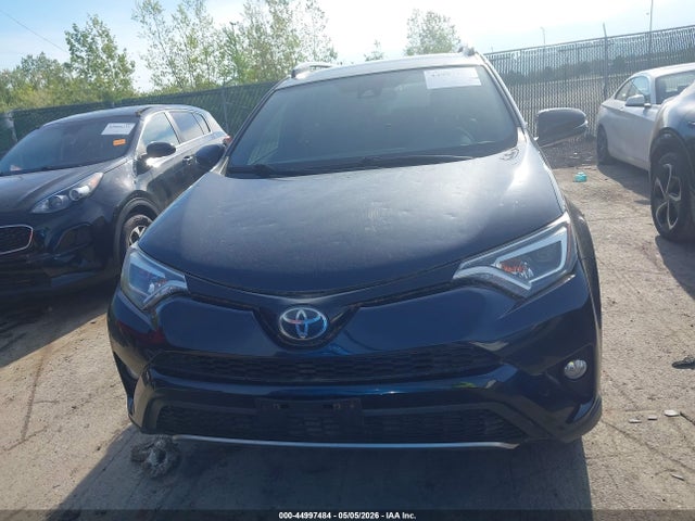 Продажа на аукционе авто 2017 Toyota Rav4 Se, vin: JTMJFREV2HD220658, номер лота: 44997484