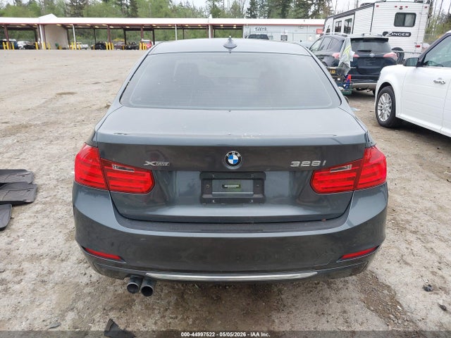 44997522 :رقم المزاد ، WBA3B3C57DF531762 vin ، 2013 Bmw 328i Xdrive مزاد بيع
