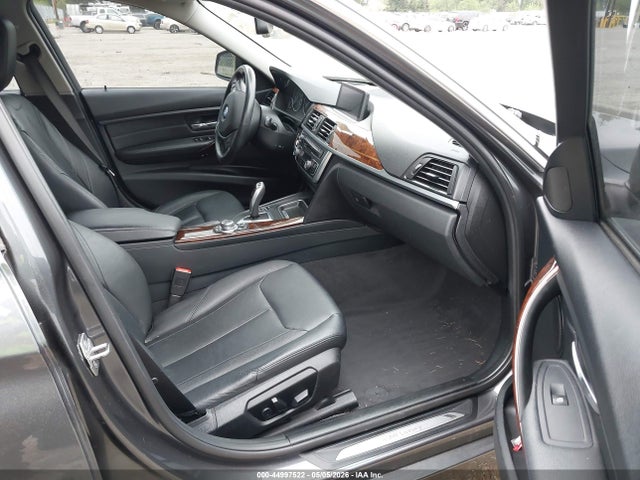 44997522 :رقم المزاد ، WBA3B3C57DF531762 vin ، 2013 Bmw 328i Xdrive مزاد بيع