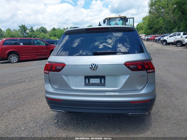 Aukcja sprzedaży 2019 Volkswagen Tiguan 2.0t Se/2.0t Sel/2.0t Sel R-line/2.0t Sel R-line Black, vin: 3VV2B7AXXKM088256, numer aukcji: 44997534