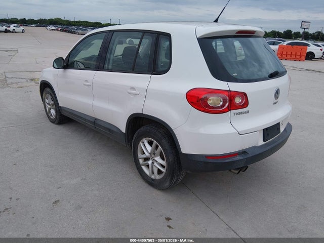44997563 :رقم المزاد ، WVGAV7AX6BW526137 vin ، 2011 Volkswagen Tiguan S مزاد بيع