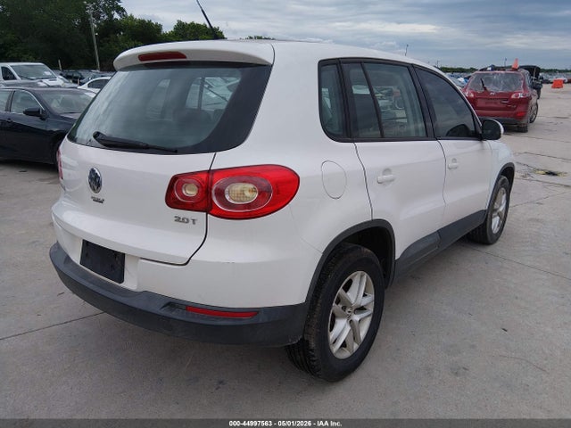 44997563 :رقم المزاد ، WVGAV7AX6BW526137 vin ، 2011 Volkswagen Tiguan S مزاد بيع
