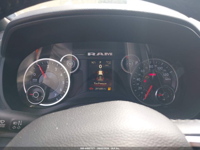 Продаж на аукціоні авто 2019 Ram 1500 Big Horn/lone Star  4x2 5'7 Box, vin: 1C6RREFTXKN852333, номер лоту: 44997571