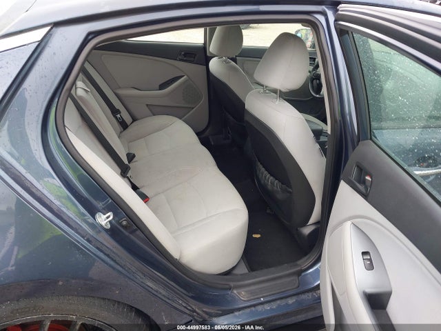 5XXGM4A72FG410487 KIA Optima Lx