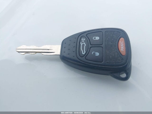 44997589 :رقم المزاد ، 1B3LC56D79N526543 vin ، 2009 Dodge Avenger R/t مزاد بيع