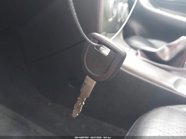 2004 Mazda Mazda6 S მანქანა იყიდება აუქციონზე, vin: 1YVHP80DX45N25585, აუქციონის ნომერი: 44997593