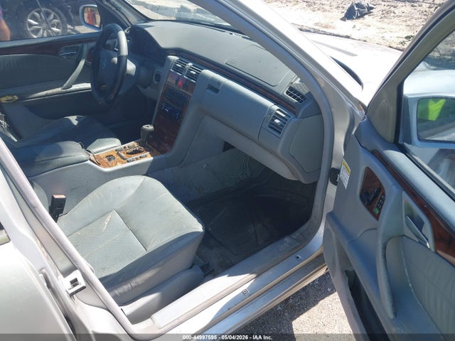 Продажа на аукционе авто 2000 Mercedes-benz E 320, vin: WDBJF65J3YB107016, номер лота: 44997595