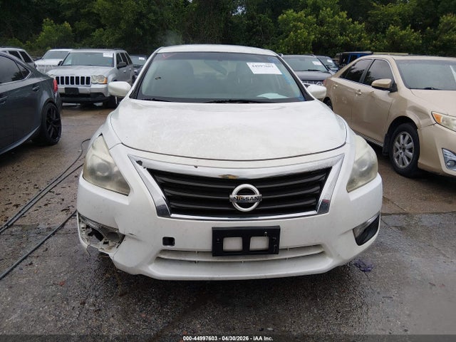 2014 Nissan Altima 2.5 S მანქანა იყიდება აუქციონზე, vin: 1N4AL3AP1EN347698, აუქციონის ნომერი: 44997603