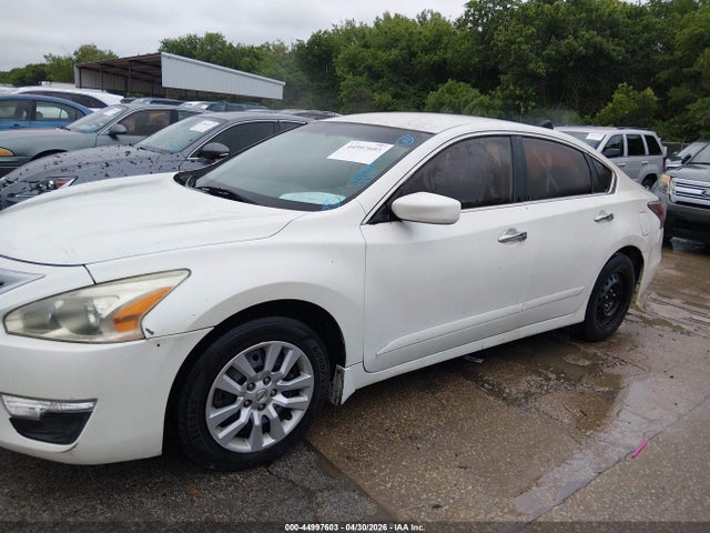 2014 Nissan Altima 2.5 S მანქანა იყიდება აუქციონზე, vin: 1N4AL3AP1EN347698, აუქციონის ნომერი: 44997603