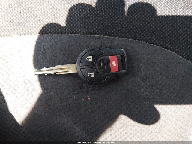 44997608 :رقم المزاد ، JN8AS5MT7BW174667 vin ، 2011 Nissan Rogue S مزاد بيع