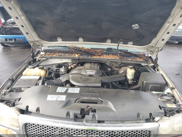 Aukcja sprzedaży 2002 Gmc Yukon Xl 1500 Denali, vin: 1GKFK66U02J130170, numer aukcji: 44997654