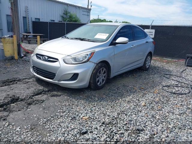 2013 Hyundai Accent Gls მანქანა იყიდება აუქციონზე, vin: KMHCT4AE4DU408193, აუქციონის ნომერი: 44997655
