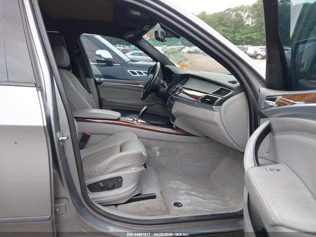 Продаж на аукціоні авто 2009 Bmw X5 Xdrive48i, vin: 5UXFE83549L309112, номер лоту: 44997677