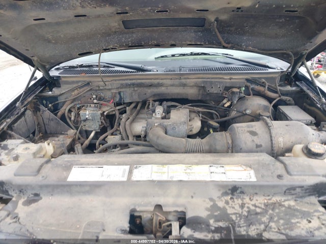 44997702 :رقم المزاد ، 1FTZX1727YNB60679 vin ، 2000 Ford F-150 Work Series/xl/xlt مزاد بيع