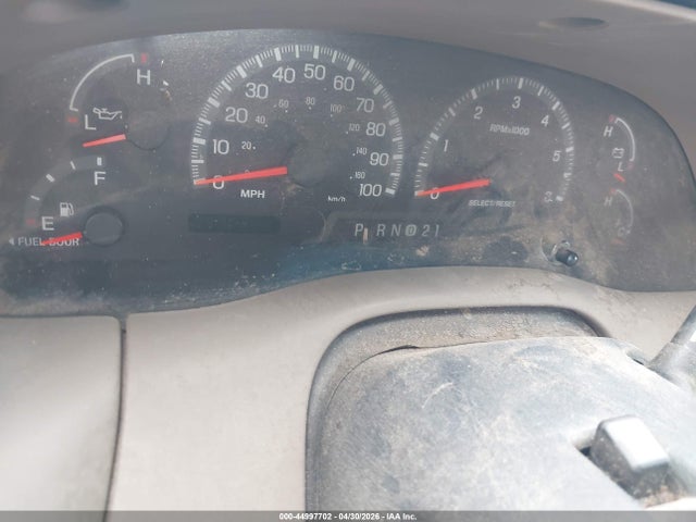 44997702 :رقم المزاد ، 1FTZX1727YNB60679 vin ، 2000 Ford F-150 Work Series/xl/xlt مزاد بيع
