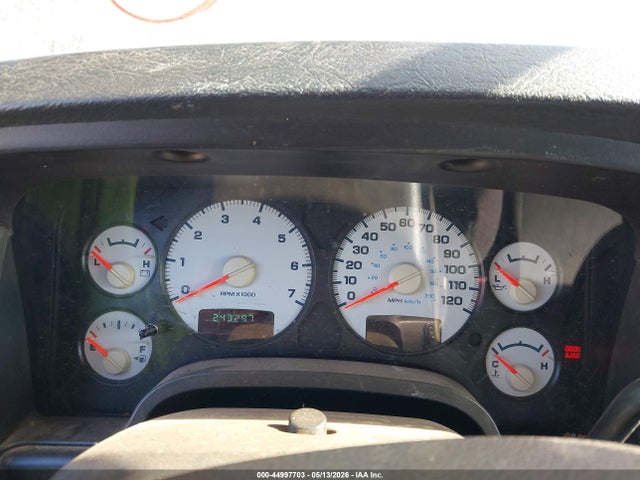 44997703 :رقم المزاد ، 1D7HA18D25J570540 vin ، 2005 Dodge Ram 1500 Slt/laramie مزاد بيع