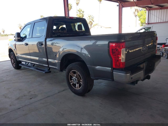 Ford F-250 Xlt 2017 1FT7W2AT0HEF27410 Image 3